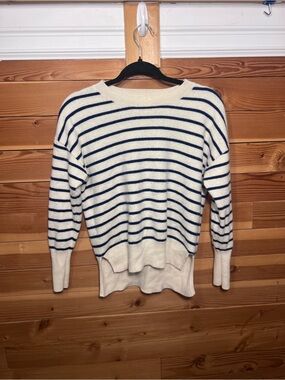 Cynthia Rowley M Cream & Navy Striped Crewneck Sweater